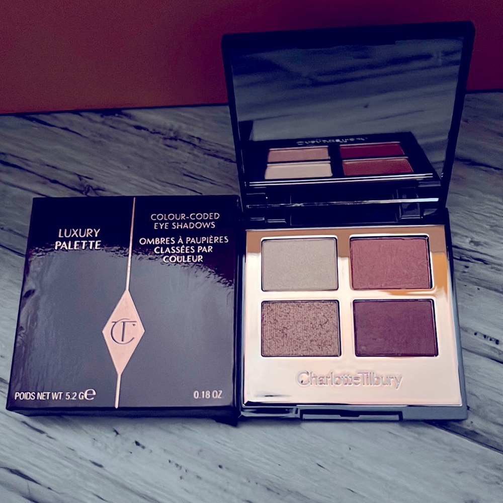 Charlotte Tilbury luxury palette Walk of No Shame new in box